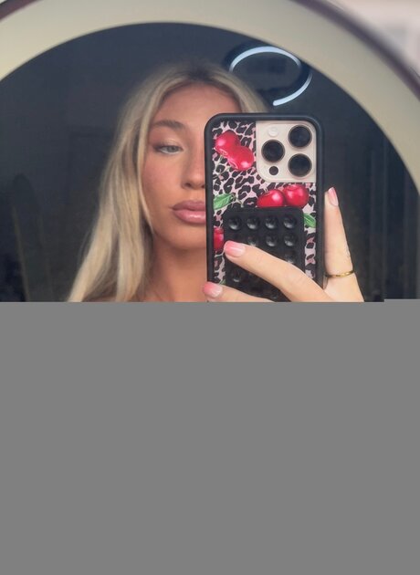 Foto desnuda filtrada de OnlyFans de Metalbarbie444