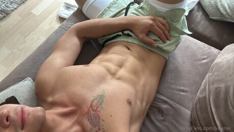 Nacktes geleaktes OnlyFans-Foto von Keynle