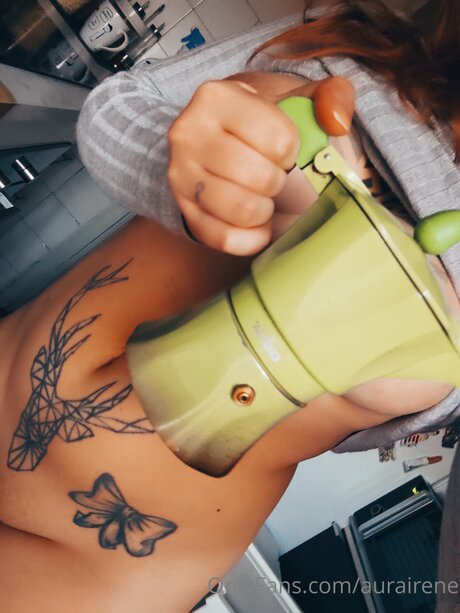 Nahá fotka uniklých OnlyFans od Onlyireneaura