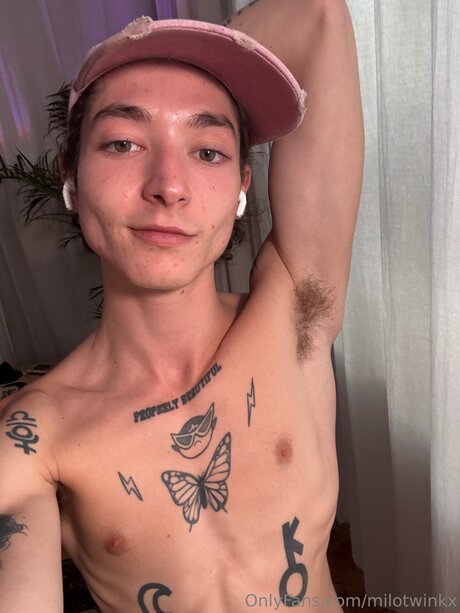 Обнаженная фотография утечки OnlyFans от Milotwinkx
