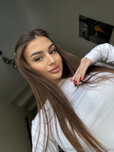 Amelia Lovis