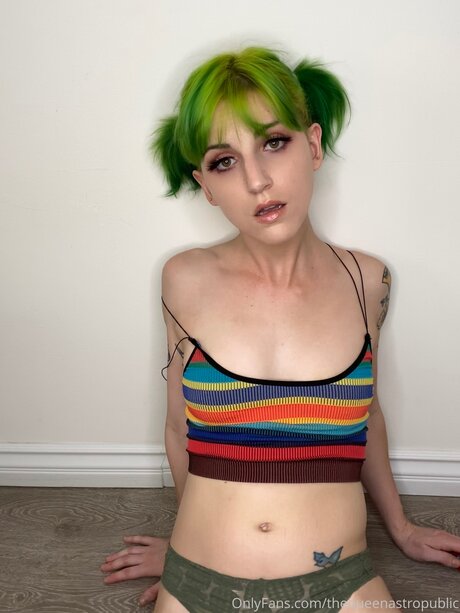 Nahá fotka uniklých OnlyFans od Thequeenastropublic