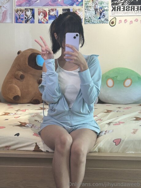 Jihyundaweeb