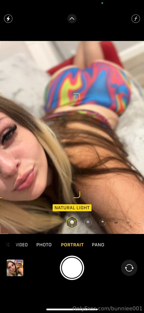 Alaston vuotanut OnlyFans-kuva Bunniee001