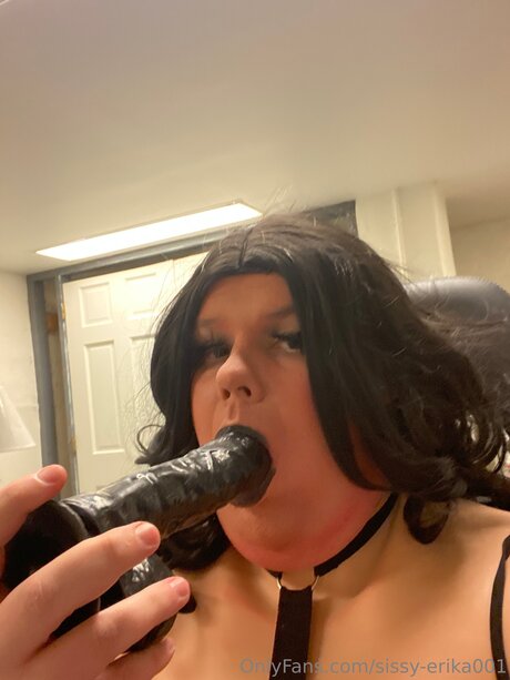 Sissy Erika001