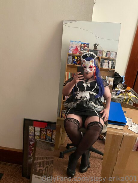 Sissy Erika001