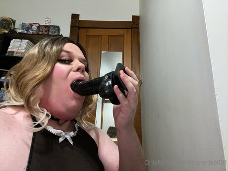 Sissy Erika001