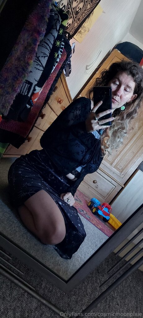 Cosmicmoonpixie OnlyFans