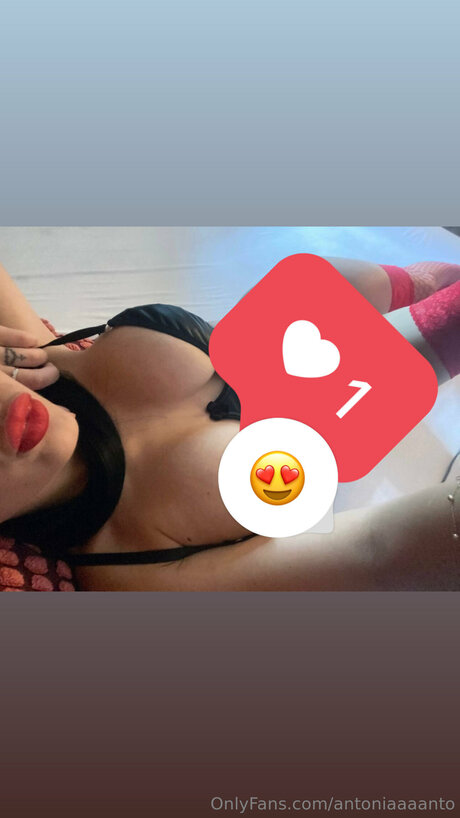 Antoniaaaanto OnlyFansリークヌード写真