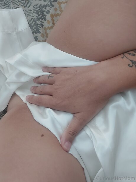 U27739437