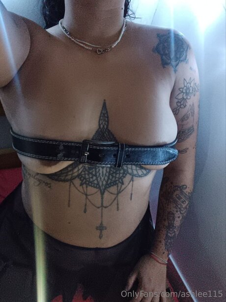 Ashlee115