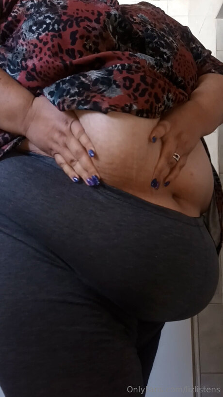 Nahá fotka uniklých OnlyFans od Lizlistens