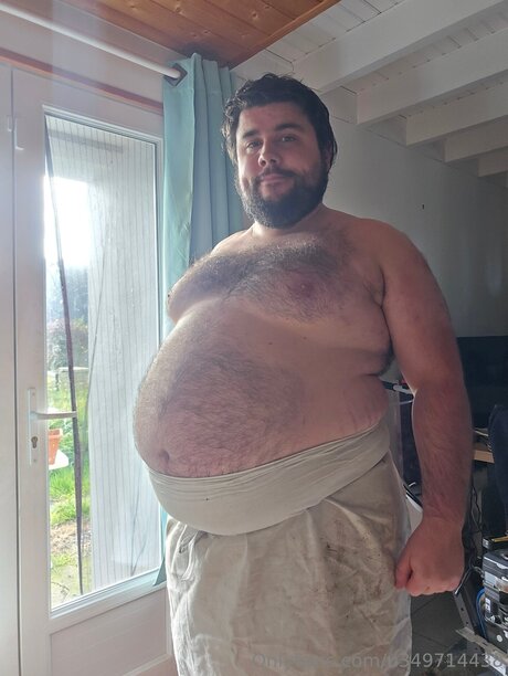 Alasti lekkinud OnlyFans-i pilt U349714vbkk