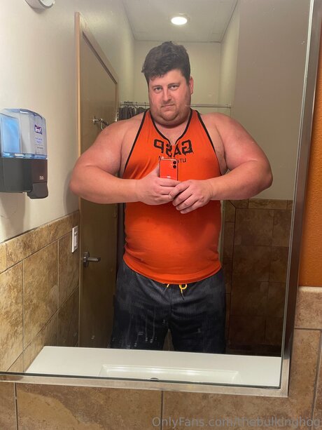 Naakte gelekte OnlyFans-foto van Thebulkinghog
