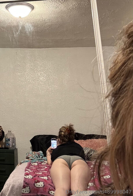 Naakte gelekte OnlyFans-foto van U489998047