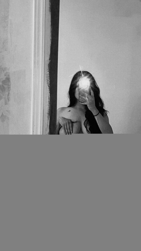 Nagie wyciekłe zdjęcie OnlyFans od Julsafterdark