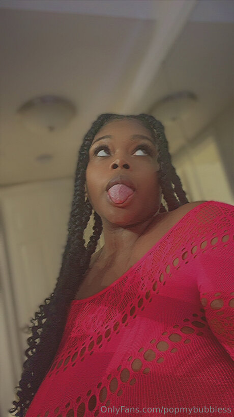 Popmybubbless OnlyFansリークヌード写真