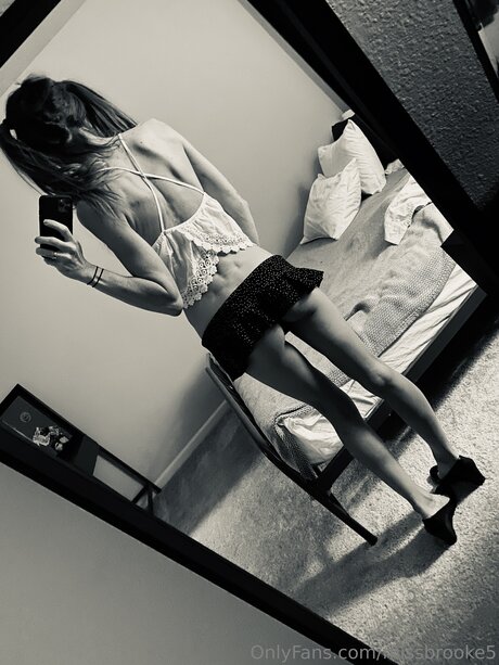 Missbrooke5