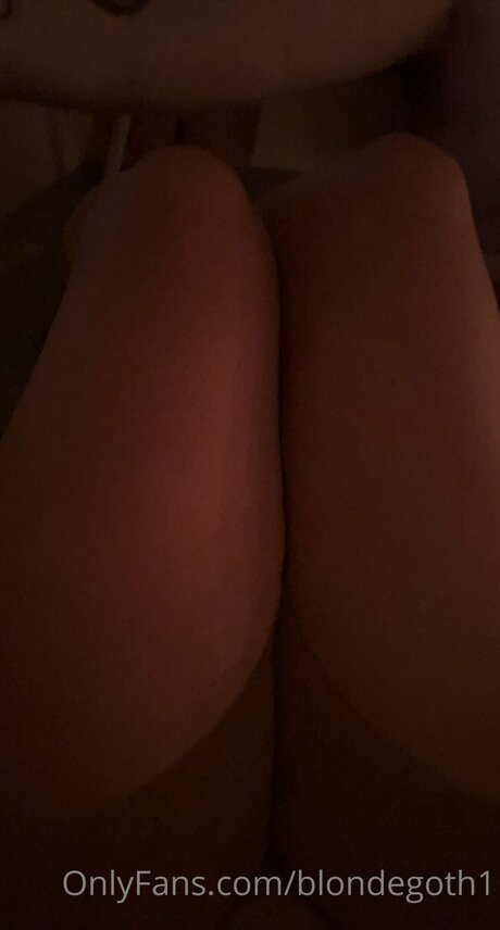 Blondegoth1