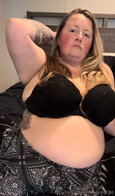 Juicyjules256