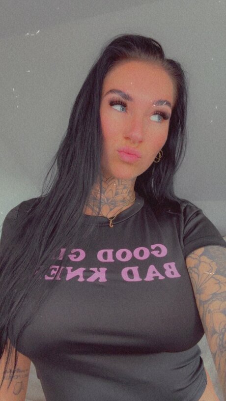 Nøgent lækket OnlyFans-billede af Justineblack