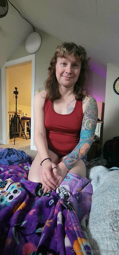 Nacktes geleaktes OnlyFans-Foto von Ts Josie