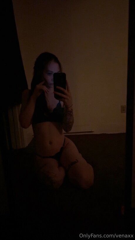 Venaxx OnlyFans