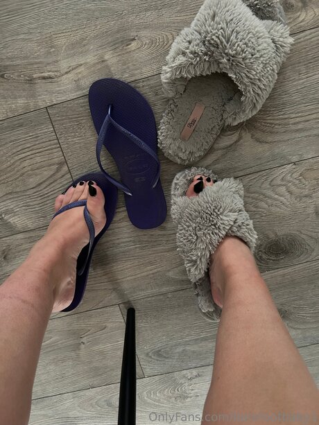 Alaston vuotanut OnlyFans-kuva Barefootbaby1