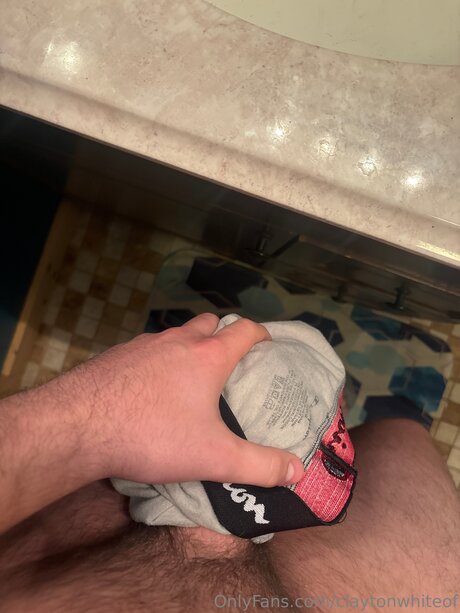 Обнаженная фотография утечки OnlyFans от Claytonwhiteof