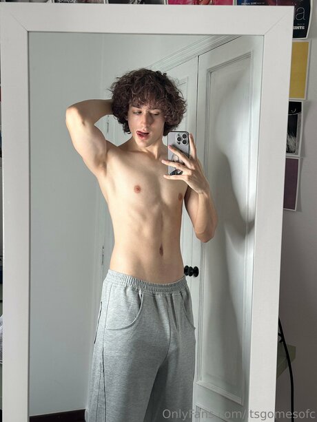 Itsgomesofc  nude leaked OnlyFans photo