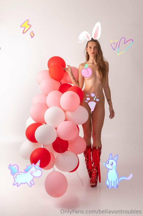 Nagie wyciekłe zdjęcie OnlyFans od Bellavontroubles