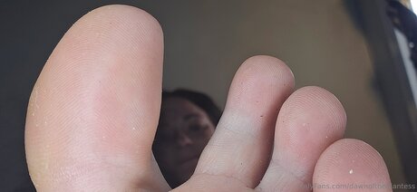 Обнаженная фотография утечки OnlyFans от Dawnofthegiantess