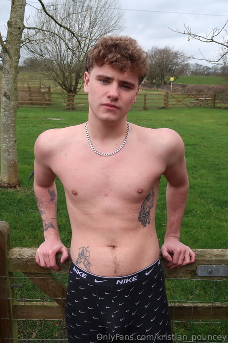 Nagie wyciekłe zdjęcie OnlyFans od Kristian Pouncey