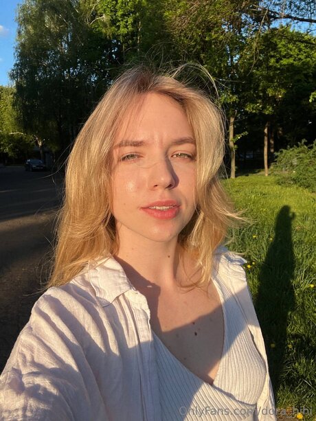 Nacktes geleaktes OnlyFans-Foto von Dora Hihi