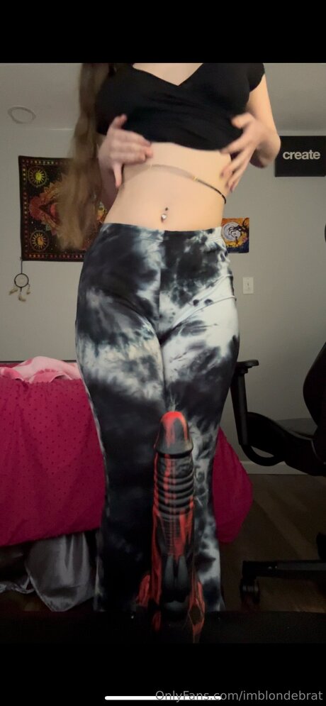 Photo nue de fuite OnlyFans de Imblondebrat