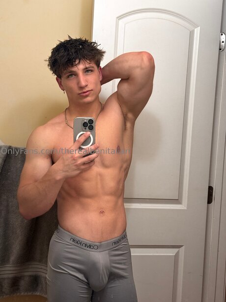 Therealbenitalian OnlyFans泄露裸照