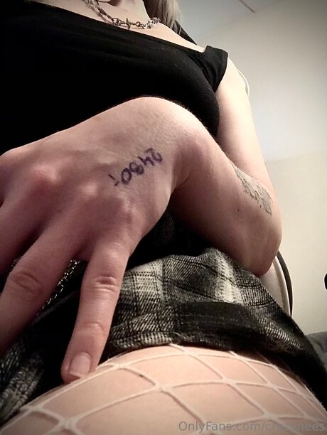 Nøgent lækket OnlyFans-billede af Crazynees