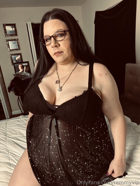 Naken lekkede OnlyFans-bilde av Remmyvip