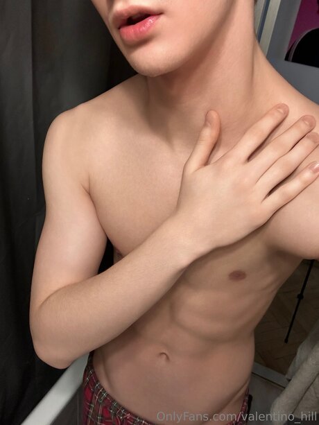 Nagie wyciekłe zdjęcie OnlyFans od Valentino Hill