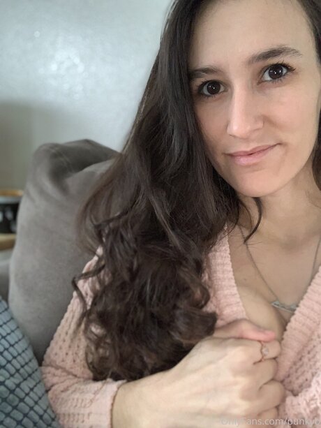 Naken lekkede OnlyFans-bilde av Punkyb