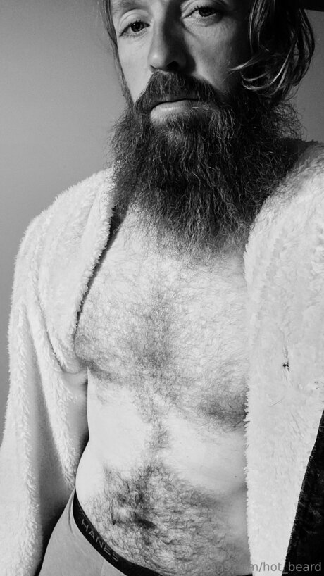 Photo nue de fuite OnlyFans de Hot Beard