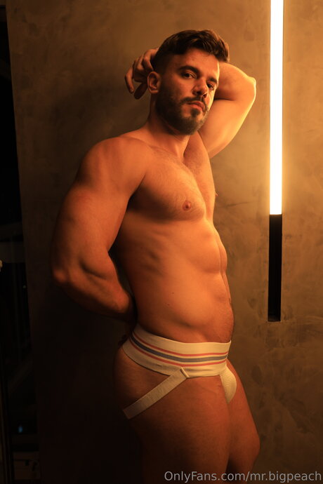 Mr Bigpeach