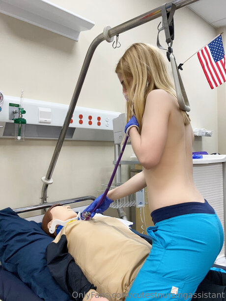 Foto nua vazada do OnlyFans de Cutestnursingassistant