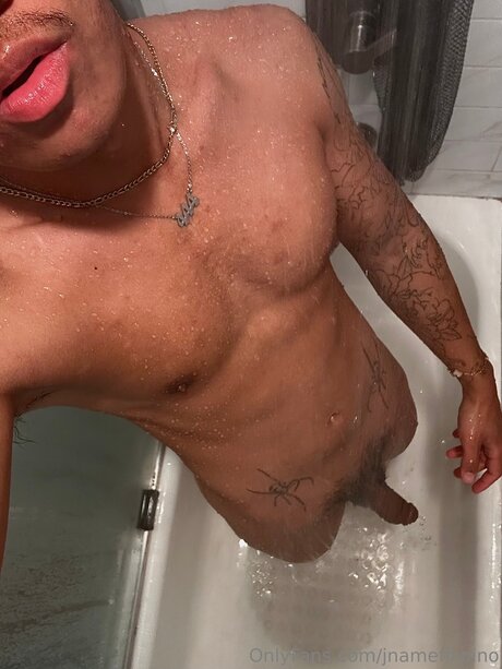 Photo nue de fuite OnlyFans de Jnamefilipino
