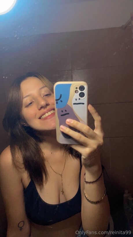 Foto di nudo di fuga di OnlyFans di Reinita99