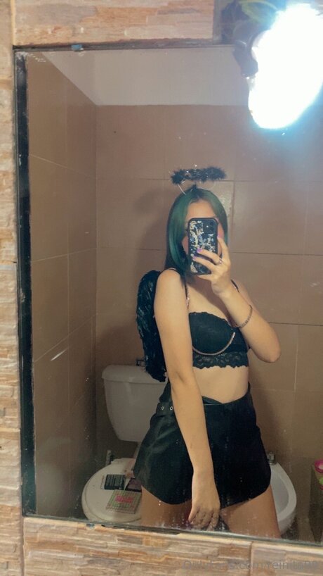 Nagie wyciekłe zdjęcie OnlyFans od Reinita99