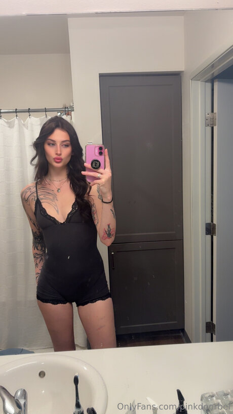 Pinkdoorbel