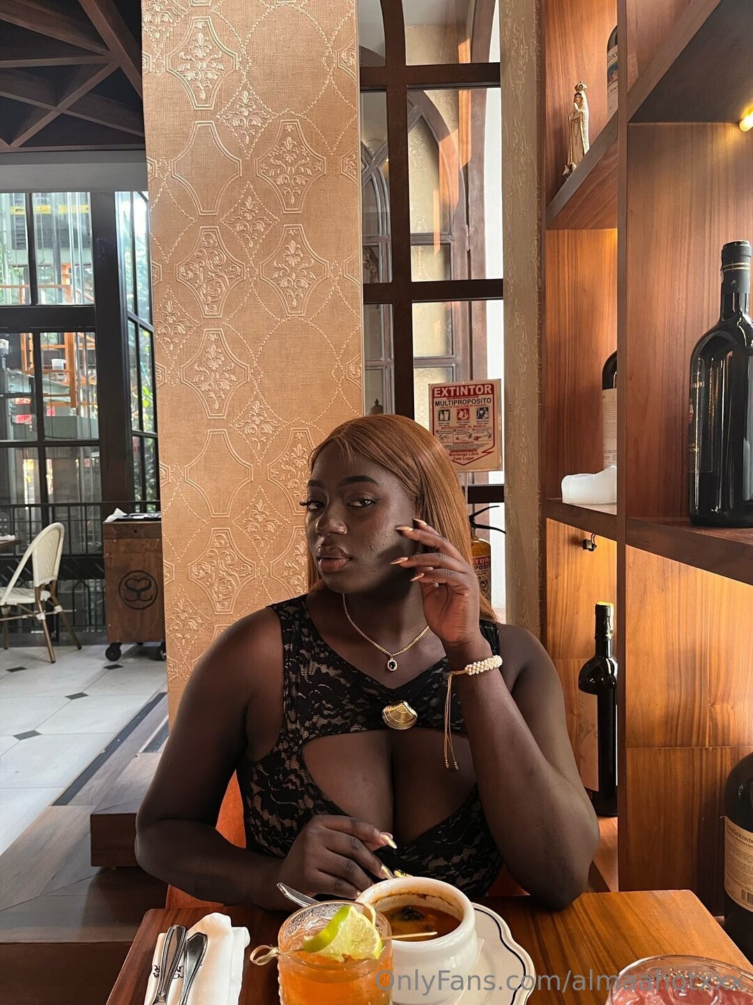 Nacktes geleaktes OnlyFans-Foto von Almaahotxxx #23