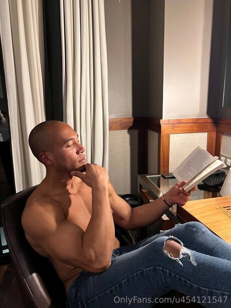 Dwayne Johnson Jr