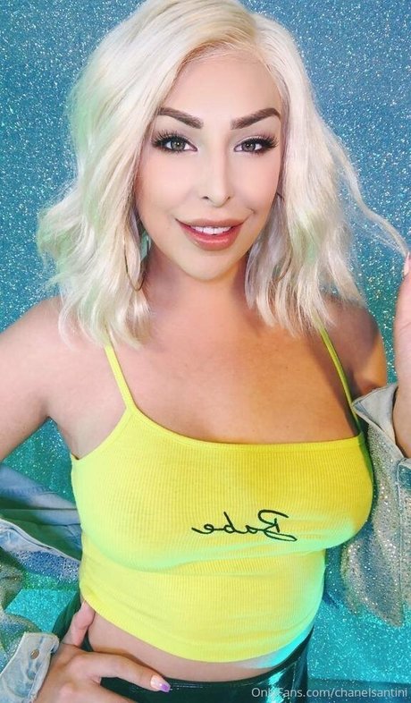 Naken lekkede OnlyFans-bilde av Chanelsantini